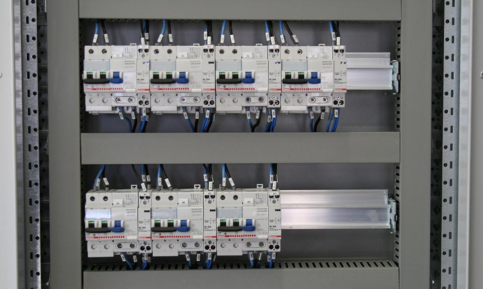 Bauexpert - Quadri Elettrici di Distribuzione